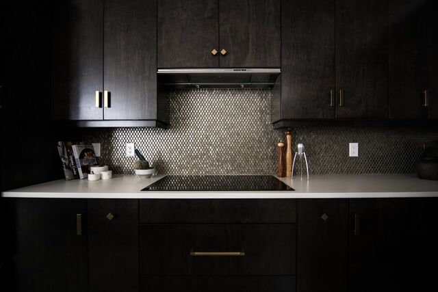 Are Kitchen Backsplash Tiles Still Trending?